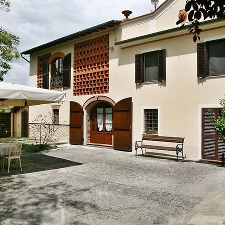 Villa Camilla - Wide - Exclusive Pool Lucca Room photo
