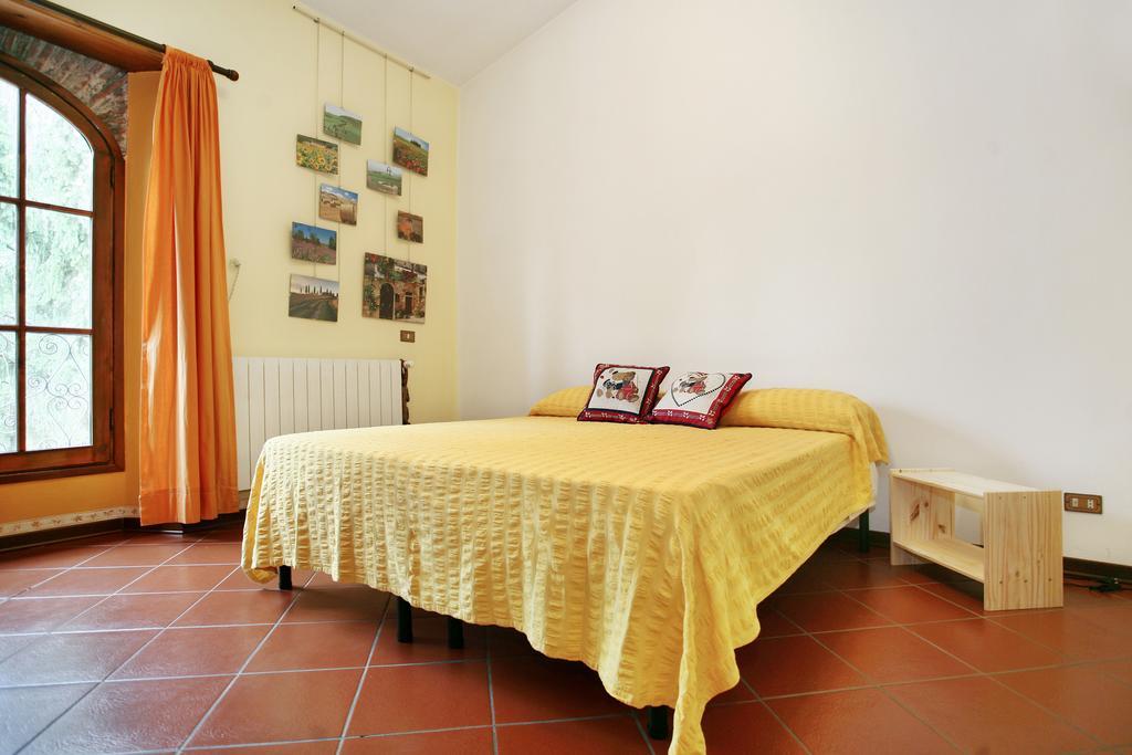 Villa Camilla - Wide - Exclusive Pool Lucca Room photo