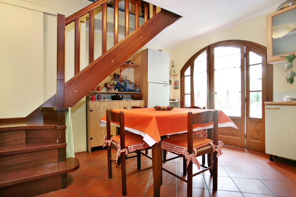 Villa Camilla - Wide - Exclusive Pool Lucca Room photo